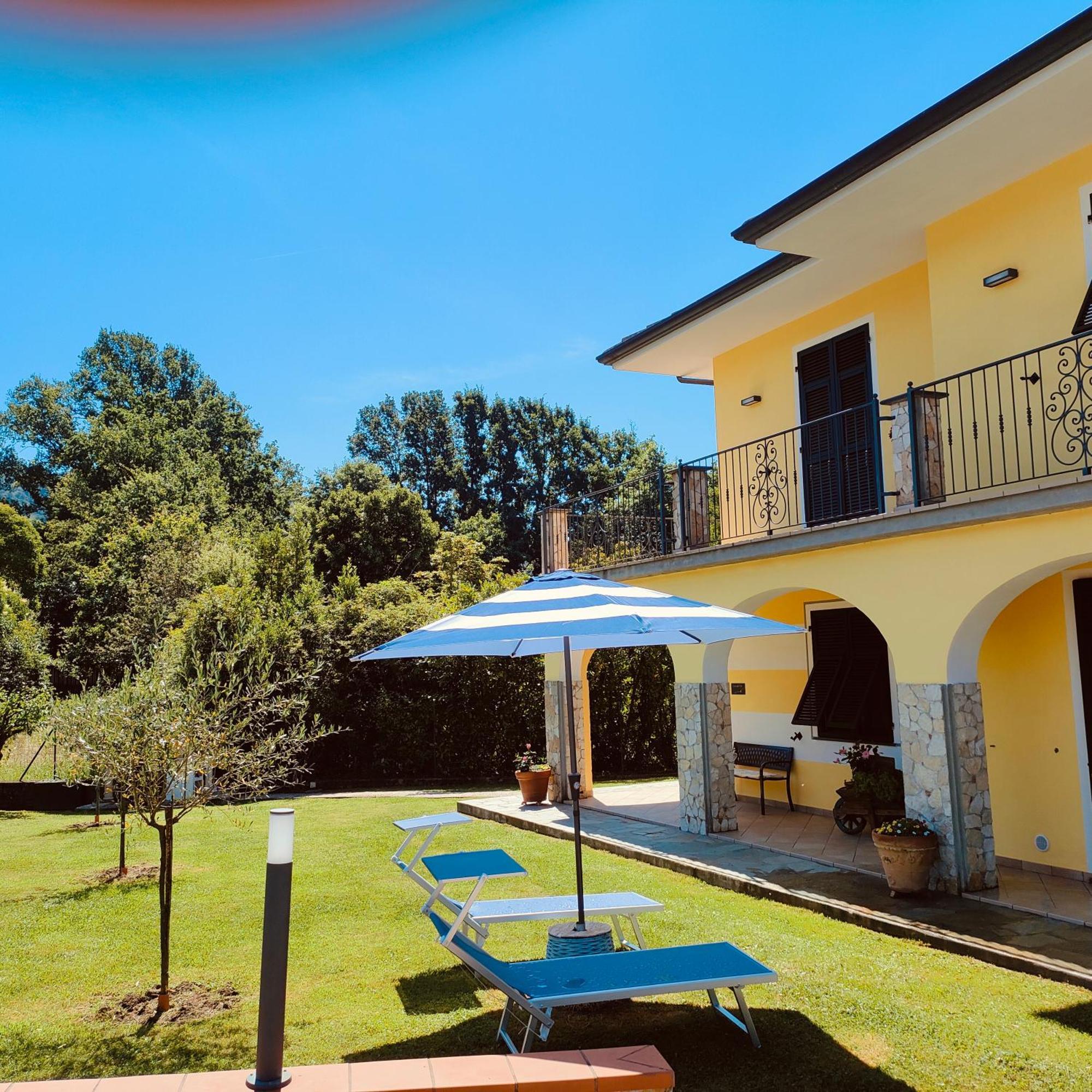 Maison Du Vale Sesta Godano Buitenkant foto