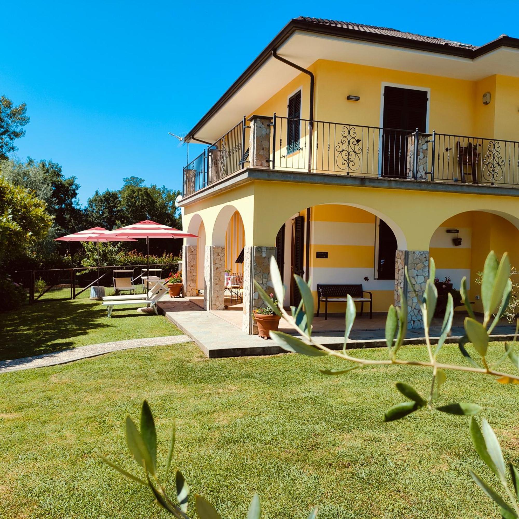 Maison Du Vale Sesta Godano Buitenkant foto